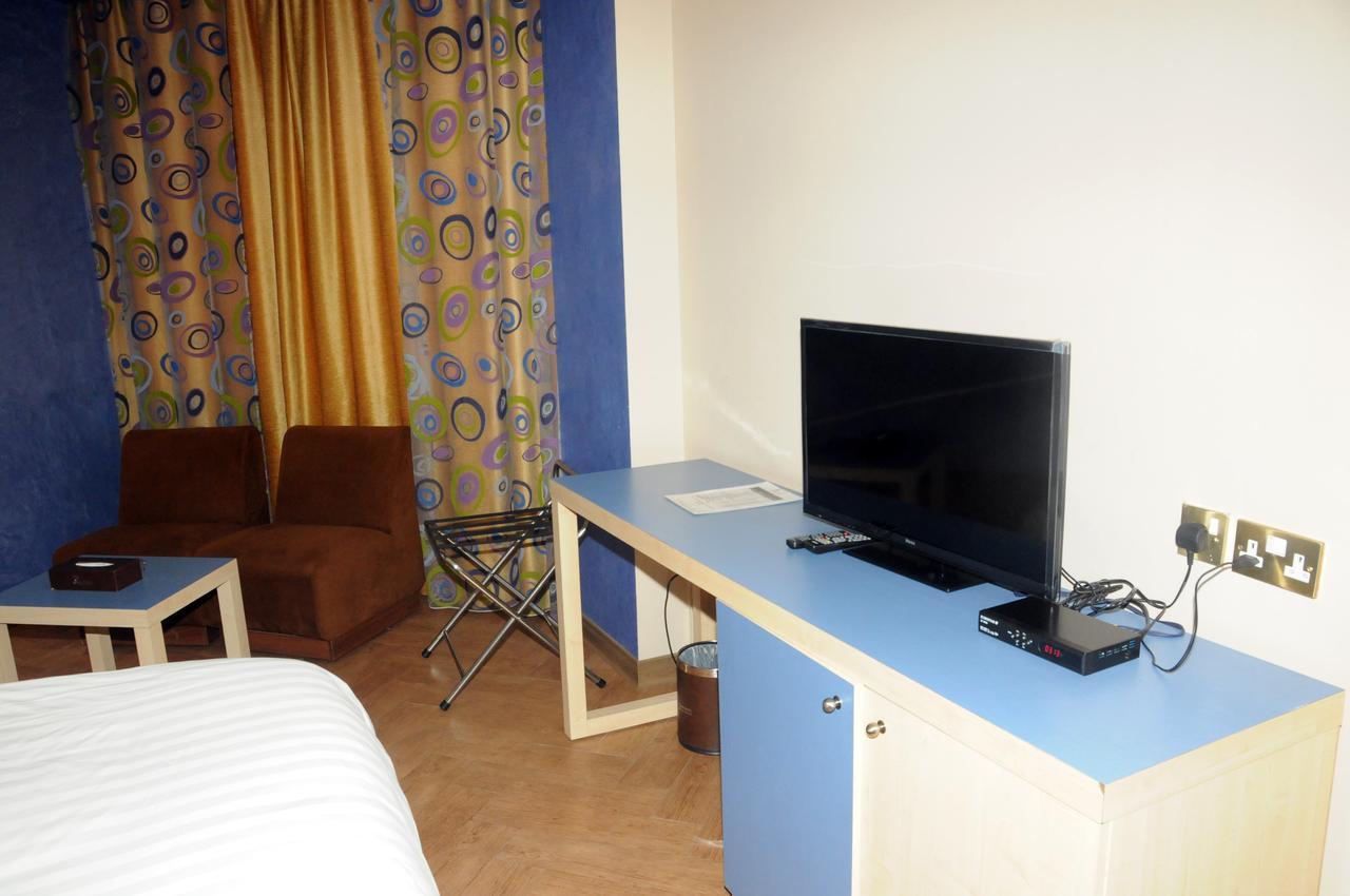Sky Hotel Salmiya Luaran gambar