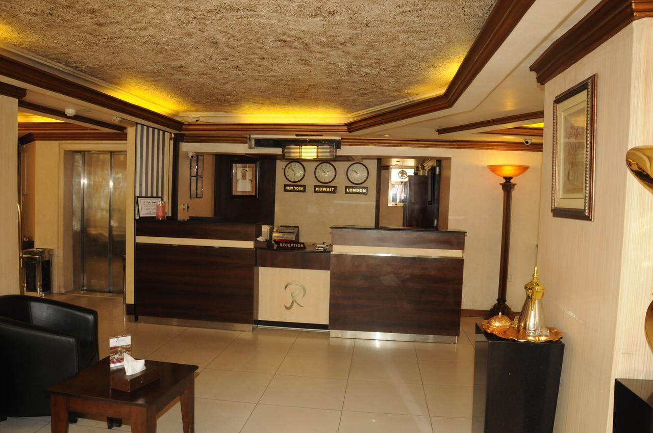 Sky Hotel Salmiya Luaran gambar