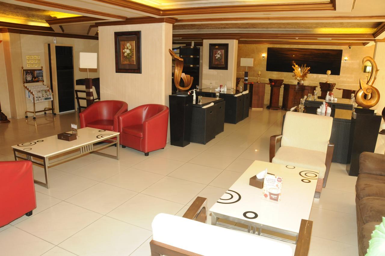 Sky Hotel Salmiya Luaran gambar