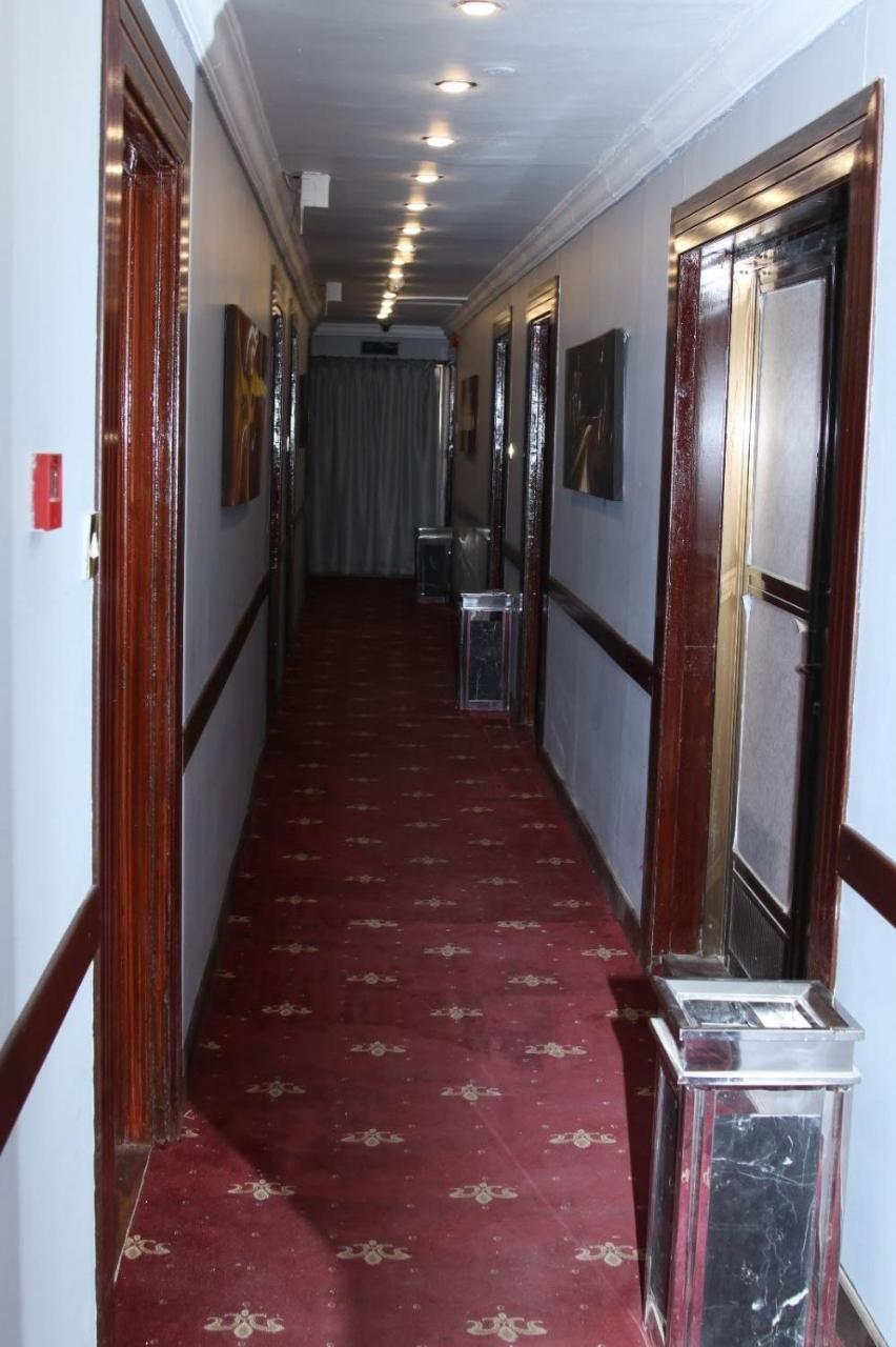 Sky Hotel Salmiya Luaran gambar
